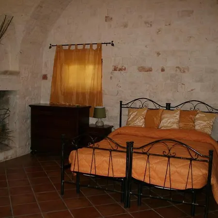 Masseria La Luna Nel Pozzo Guest House Castellana Grotte Room photo